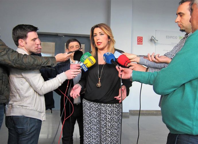 PSOE-A tilda de "gran montaje" el plan de choque contra las listas de espera par