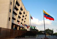 El Supremo de Venezuela ordena a la ANC revocar la inmunidad parlamentaria de Guaidó
