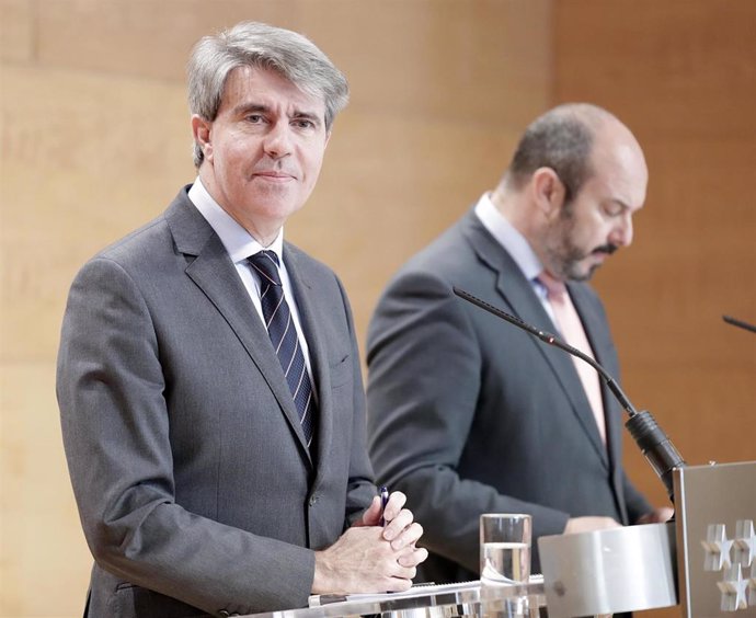 El presidente de la Comunidad de Madrid, Ángel Garrido, y el portavoz, Pedro Rol