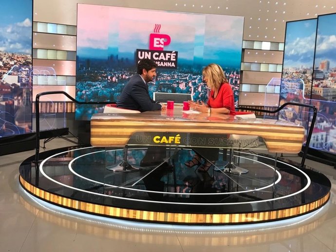 El presidente de la Región de Murcia, Fernando López Miras, se toma #UnCaféConSu