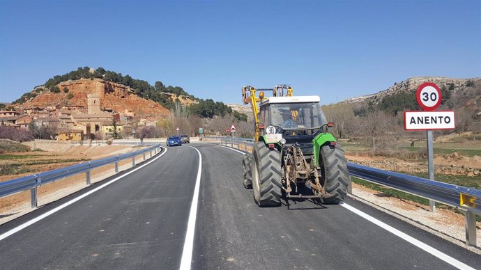 Zaragoza.- La DPZ finaliza la construcción de la nueva carretera que conecta Ane