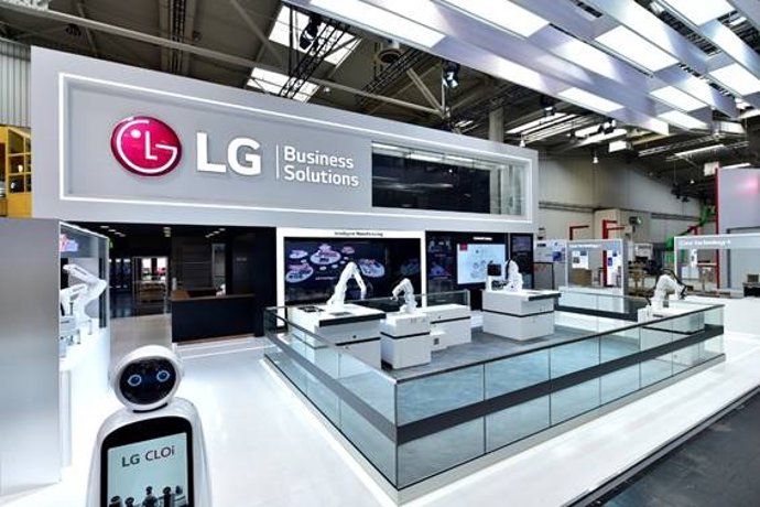 LG presenta nuevos robots enfocados a la industria manufacturera durante el Hann