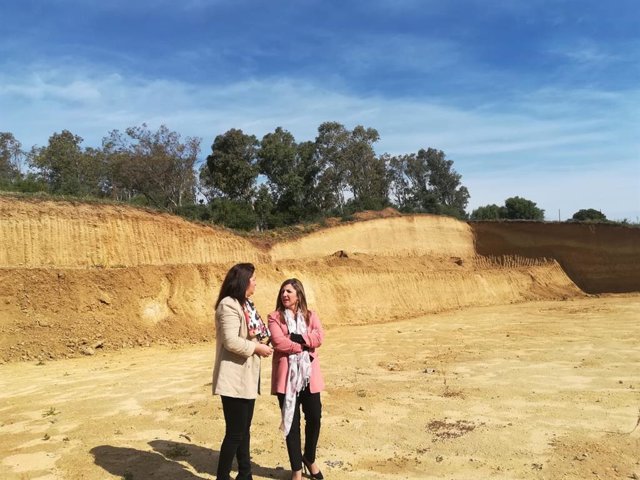 CádizAlDía.- Diputación acomete la construcción de 20 viviendas en Benalup-Casas