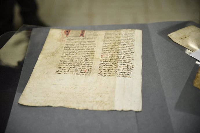 Presentación del recuperado manuscrito medieval del Livro da Montaria en el Mi