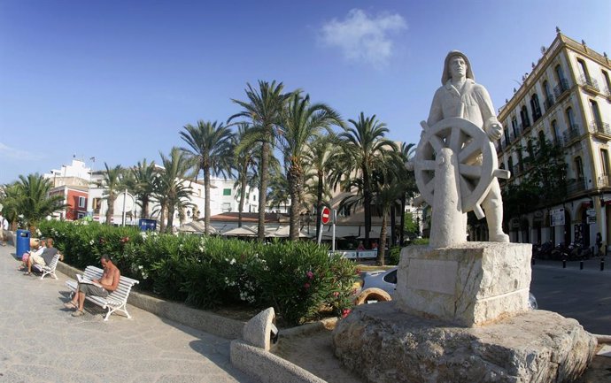 Fomento de Turismo de Ibiza dice que el impuesto turístico "afecta a la competit