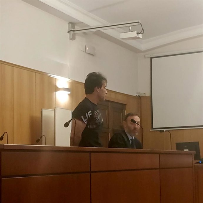 La mujer que denunció a su marido por tratar de acuchillarla y atropellarla aseg