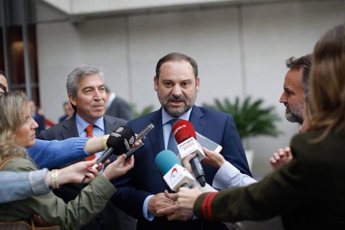 28A.- Ábalos Defiende Que El PSOE Tiene Un "Buen Lema" Para La Campaña Y Por Eso