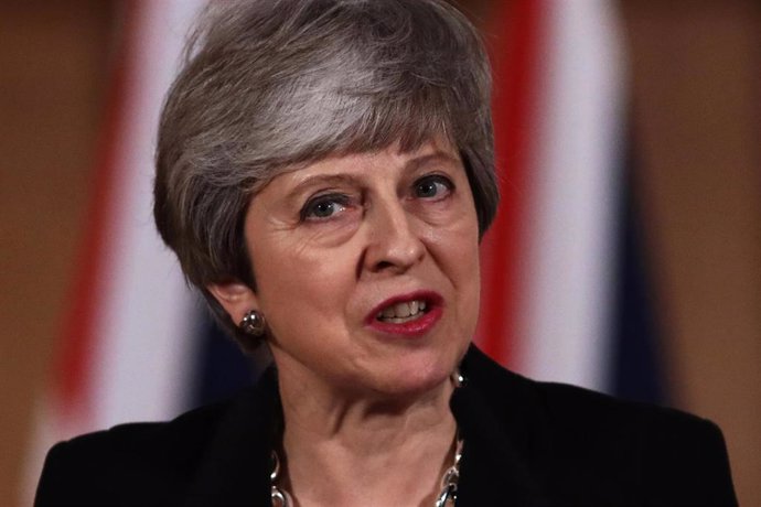 May asks for second Brexit extension
