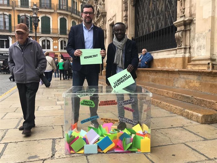 Facilitar les iniciatives populars i els referndums, entre les mesures de MÉS 