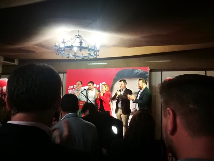 Sevilla.- 26M.- El PSOE de Los Palacios presenta con Celis a su candidato para r