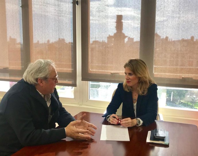 Np, Foto Y Audio Reunión Ana Mestre Con Escuelas Católicas De Cádiz