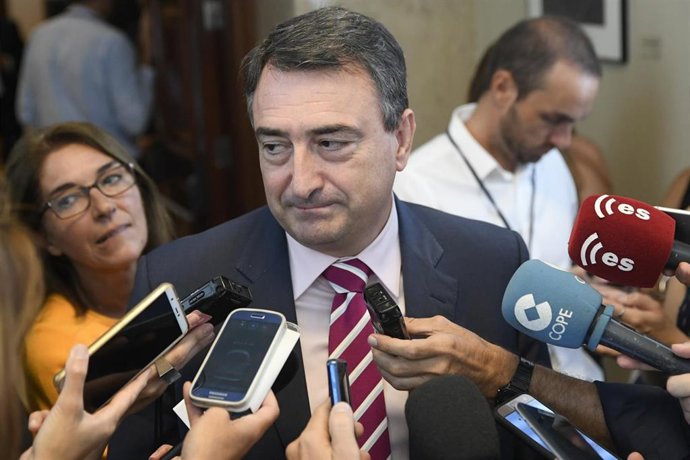 Rueda de prensa de portavoces parlamentarios en el Congreso