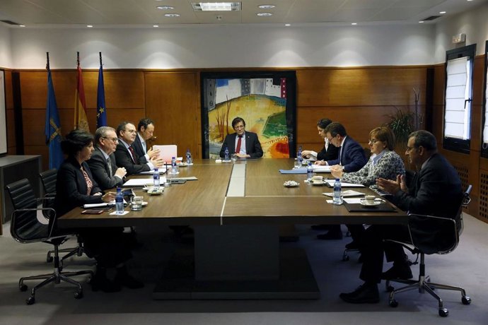 Consejo.- La plantilla básica de los centros docentes para el próximo curso asci