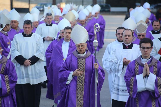 Peregrinación de los obispos españoles al Cerro de los Ángeles por el Centenario
