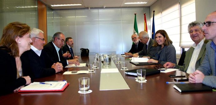 La Junta reivindica como prioritarias en una reunión con Cermi las políticas de 