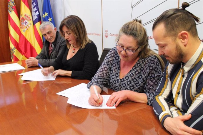 El Govern signa a Eivissa els contractes de patrocini amb equips esportius de 