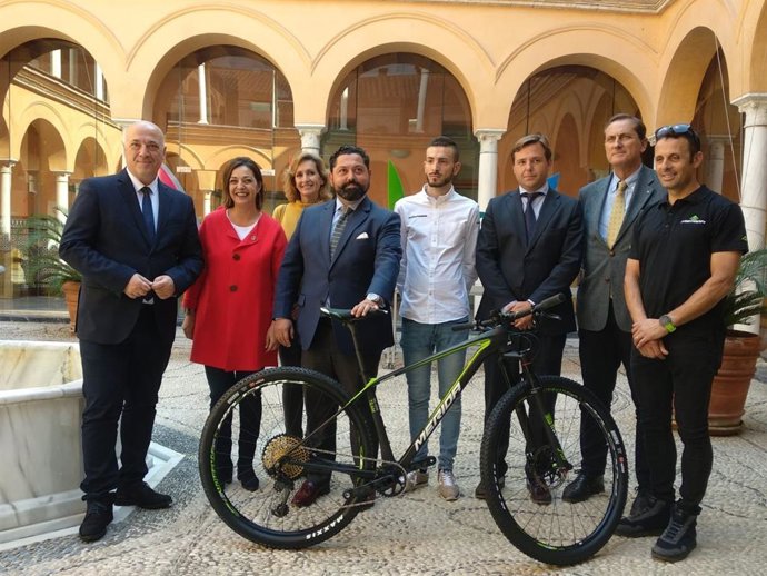 Córdoba.- Diputación, Ayuntamiento y Junta respaldan la IX Andalucía Bike Race, 