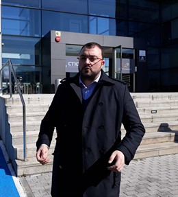 Pesca.- Barbón (FSA) entiende "el cabreo" de los pescadores y urge al Gobierno a