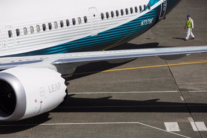 FAA grounds all Boeing 737 Max jets in US