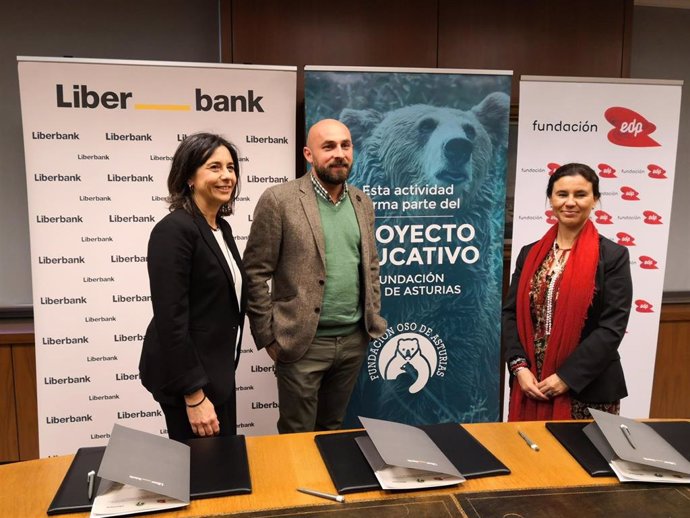 Liberbank, EDP y Fundación Oso ponen en marcha el proyecto 'Informadores ambient
