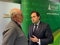 Núñez contesta a las críticas por la ausencia de talaveranos en la lista