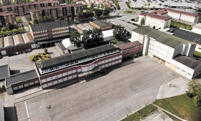 Acuerdos.- El Gobierno aprueba la ampliación del IES González Linares y del Cent