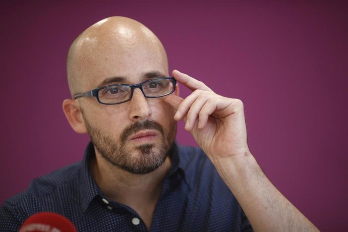 Retratos del secretario de Economía de Podemos, Nacho Álvarez