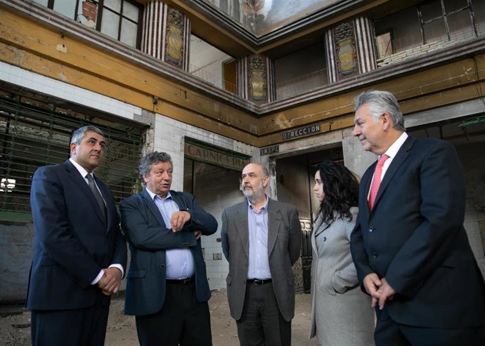  Zurab Pololikashvili, visita el antiguo mercado de la Puerta de la Carne de Sev