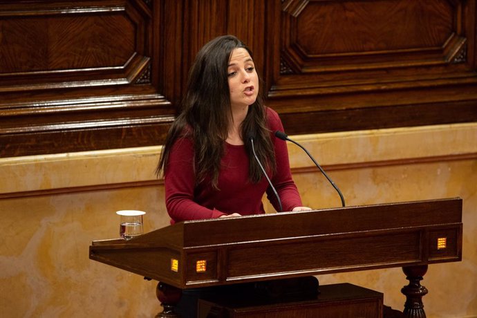 Es reprn el ple en el Parlament de Catalunya