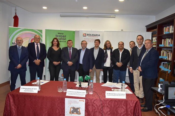 Más de 891.000 personas son beneficiarias directas en Andalucía de programas fin