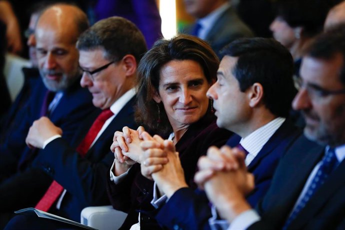 Economía.-(AMP) El sector energético destaca la "increíble oportunidad" de las r