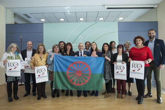 Granada.- Instituciones y asociaciones se unen para celebrar el próximo lunes ju