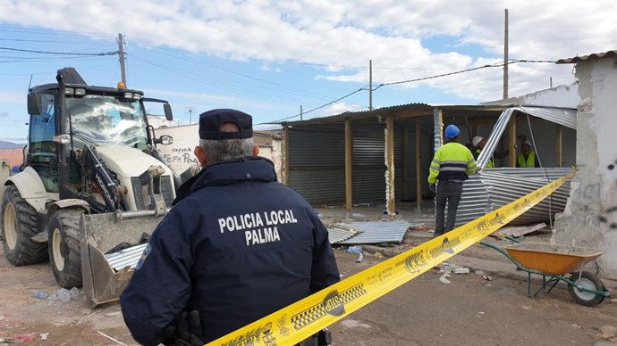 Cort derriba el albergue número 26 reconstruido en Son Banya