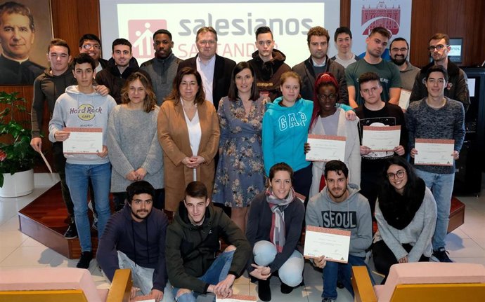 Santander.- Ayuntamiento y Proyecto Hombre impulsan un programa de prevención de