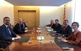 El Govern se reúne con el embajador y el cónsul de Reino Unido para abordar el b