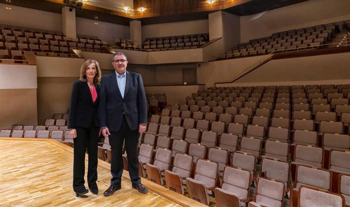 El leonés Félix Palomero será el nuevo director técnico de la Orquesta y Coro Na