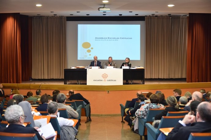 Escuelas Católicas lamenta "el ambiente de sospecha generalizada a la iglesia" p
