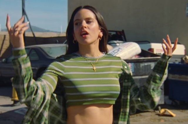 James Blake y Rosalía estrenan videoclip para su Barefoot in the park