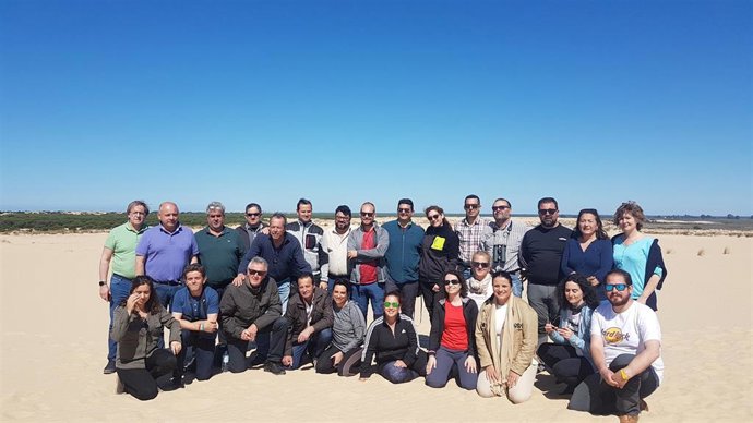 Sevilla.- Alcaldes de municipios aparcados por parques nacionales visitan Doñana