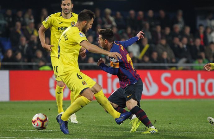 Soccer: La Liga - Villarreal v FC Barcelona