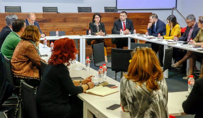 Una delegación del Gobierno de Rumanía visita Cantabria para conocer sus práctic