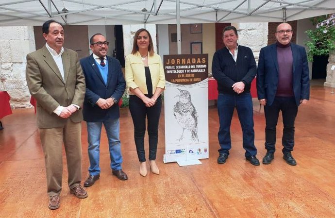 La Diputación de Soria destaca la importancia del turismo ornitológico con unas 