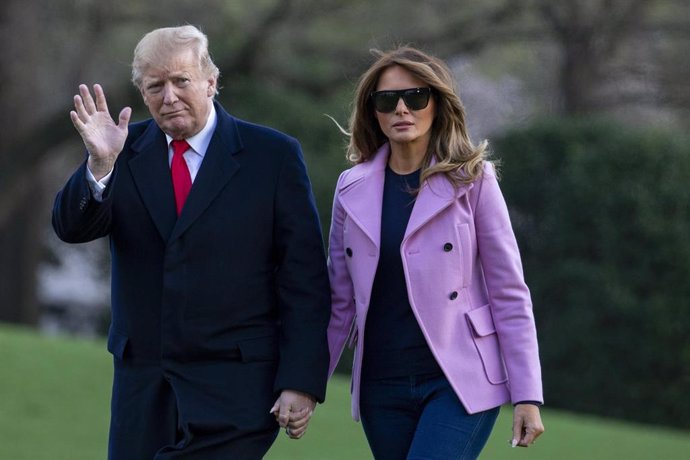 Donald and Melania Trump return White House