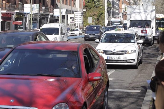 Ahora Madrid y PSOE aprueban la primera zona de aparcamiento bajo demanda vecina