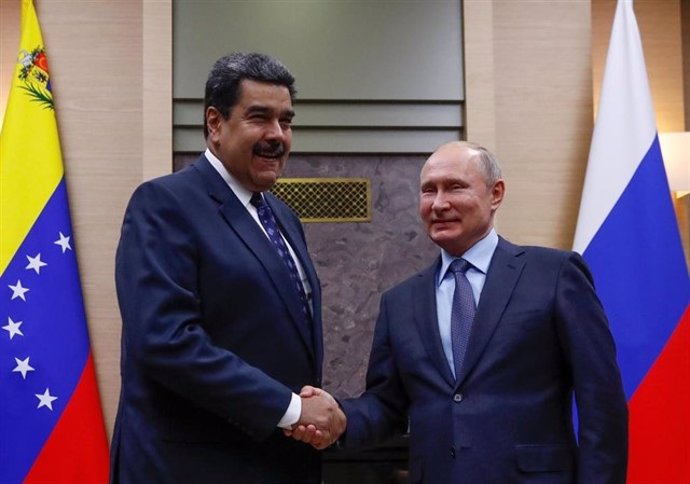 El Gobierno de Maduro avisa de que la cooperación militar con Rusia "se va a man