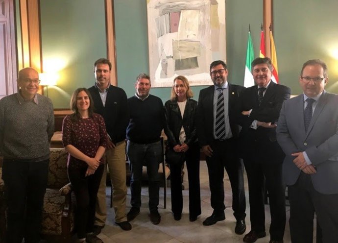 Sevilla.- Utrera habilitará plazas de aparcamiento reservadas para los usuarios 