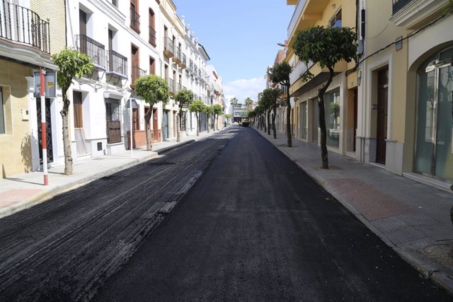 Sevilla.- Supera.- Concluyen los trabajos de asfaltado de varias calles de Los P