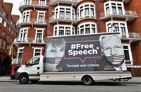 Ecuador tacha de "rumores infundados" la inminente expulsión de Assange de su Embajada en Londres