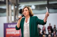 Colau lamenta que a Sánchez le hayan "temblado las piernas" para regular los alquileres