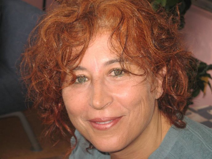 La escritora y periodista Ana Romaní ingresará este sábado en la Real Academia G